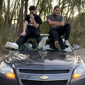 Meet your Posher, Destin